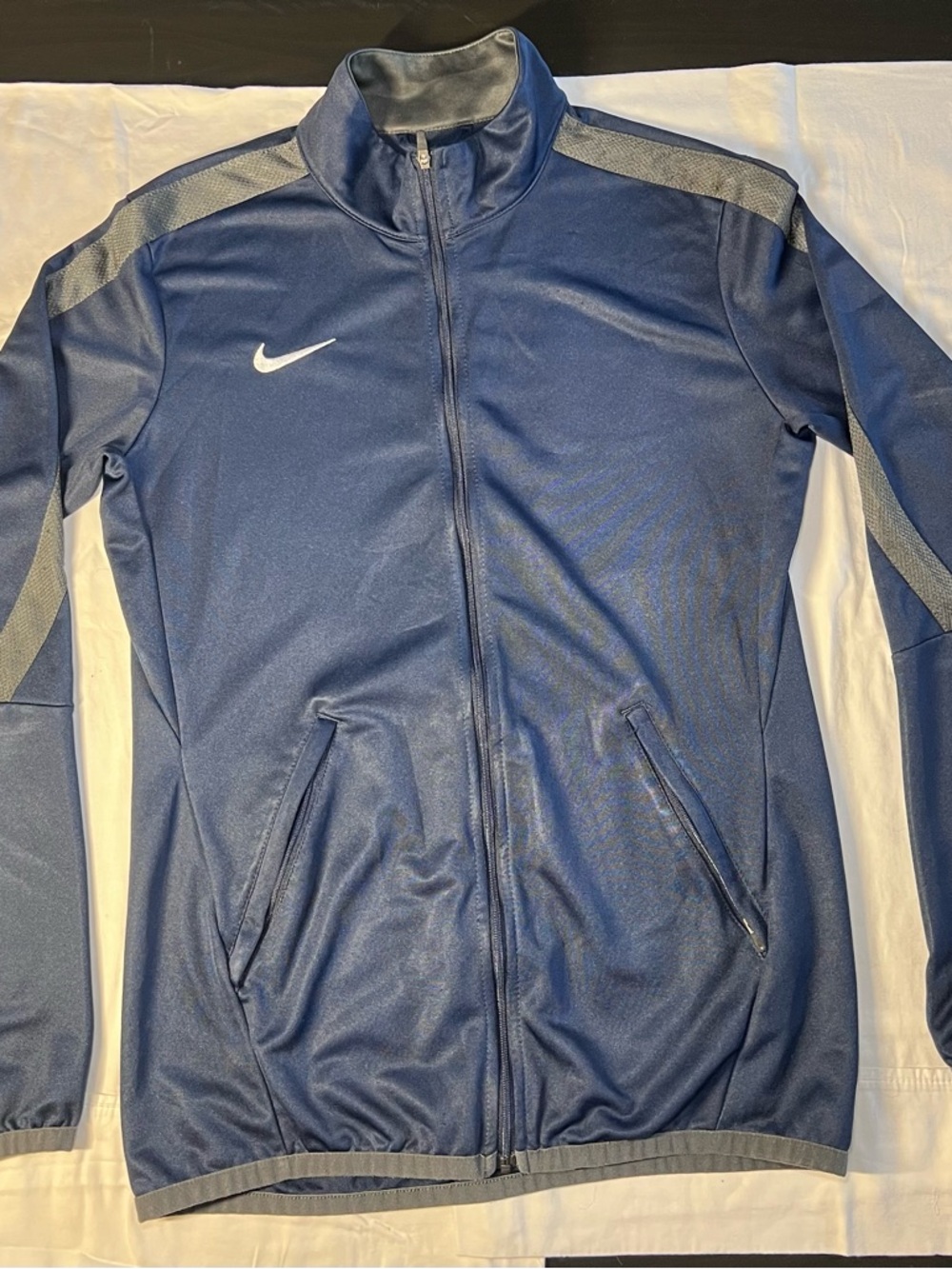 Nike Women’s Navy & Gray Full-Zip Performance Track Jacket,Size Small Petite